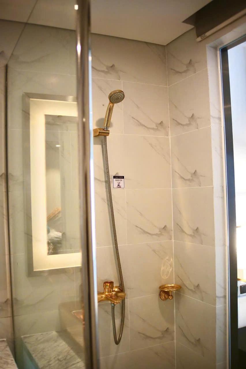 Golden Apartment With Sea View Дананг Экстерьер фото